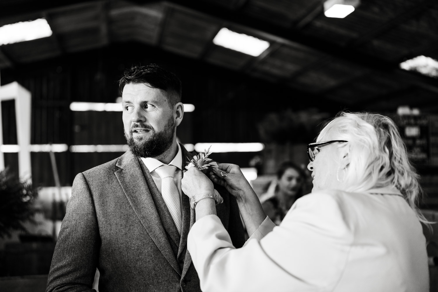 HUW SAM SUGARLOAF BARN WEDDING 001 HUW SAM SUGARLOAF BARN WEDDING 001